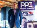 Le chef du Parti populaire du Canada, Maxime Bernier, lors d'un rassemblement en Alberta. 
