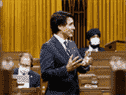 Le premier ministre Justin Trudeau prend la parole en réponse au discours du Trône de la semaine dernière, à la Chambre des communes le 30 novembre 2021.