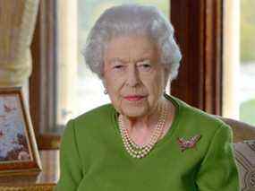 Une image non datée du document de Buckingham Palace montre une capture vidéo extraite du message vidéo de la reine Elizabeth II, qui a été diffusé lors d'une réception de bienvenue au sommet des Nations Unies sur le climat COP26 à Glasgow, le 1er novembre 2021. (Buckingham Palace/Handout)