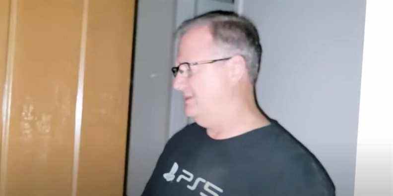 Le vice-président de Sony licencié après s'être fait prendre dans une prétendue piqûre de pédophile