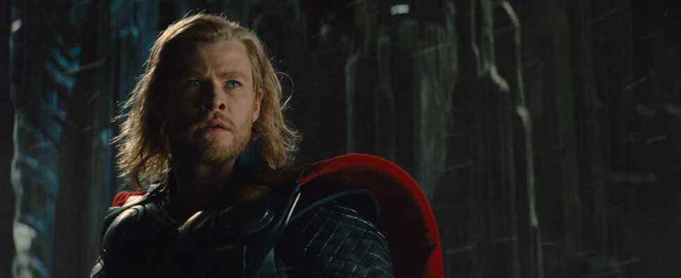 Chris Hemsworth aborde son avenir Thor après avoir parlé de la nouvelle trilogie Spider-Man