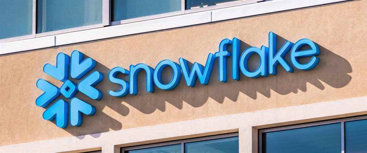 Logo pour Snowflake Inc. sur le siège social de l'entreprise dans la Silicon Valley