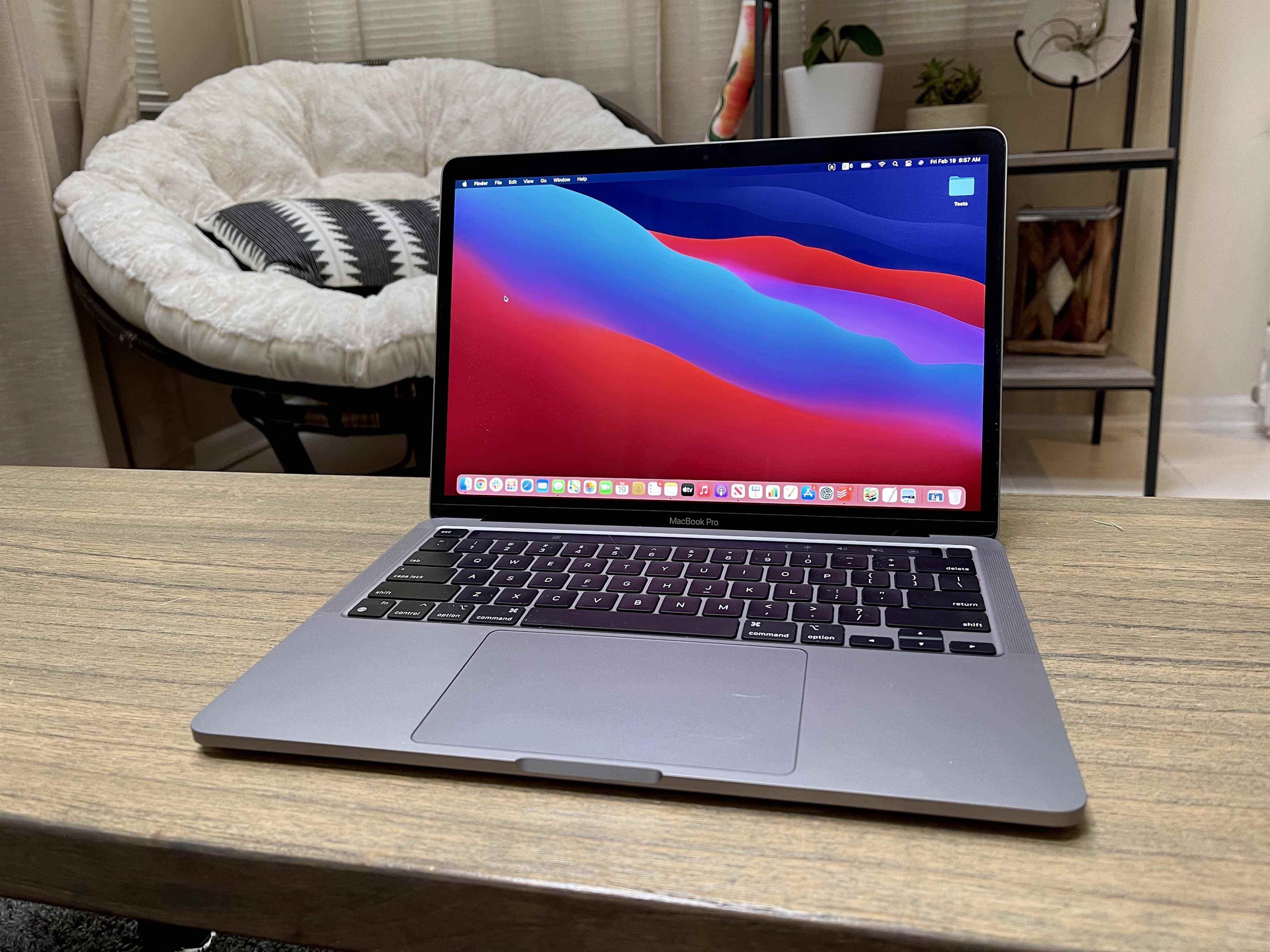 Les rumeurs suggèrent que le MacBook Pro 2022 sera un modèle d'entrée de gamme, et son prix en conséquence - attendez-vous à un prix de départ compris entre 1 299 $ et 1 499 $.