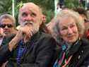 Graeme Gibson et sa femme, Margaret Atwood, assistent à un événement au Jaipur Literature Festival le 21 janvier 2016. 