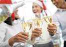 Bien que la célébration puisse rassembler les travailleurs et leurs employeurs, cette célébration est trop souvent agrémentée d'un excès d'alcool.