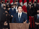 Le premier ministre Justin Trudeau prend la parole lors d'une conférence de presse après l'assermentation de son cabinet, à Ottawa, le 26 octobre 2021.