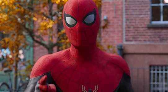 Spider-Man: No Way Home Fan compile des clips de [SPOILER] Nier son implication dans le cinéma