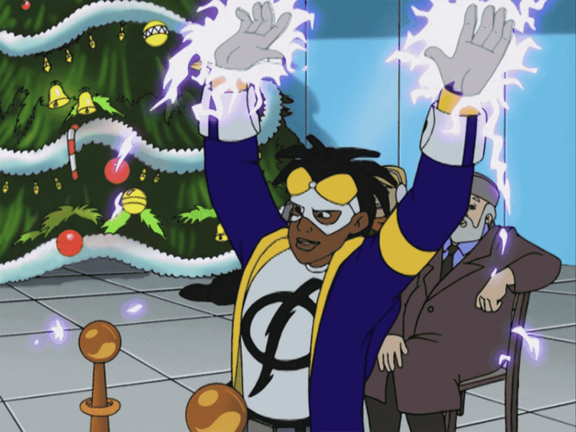Static lève ses mains électrifiées au-dessus de sa tête, se préparant à alimenter les lumières d'un arbre de Noël, dans Static Shock. 