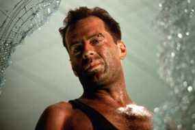 Bruce Willis dans une scène de Die Hard.