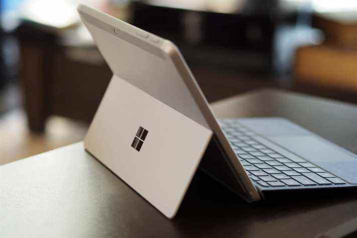 Support Microsoft Surface Go 3.