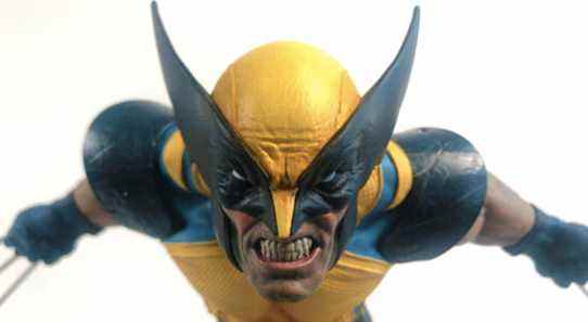 La statue Wolverine Premium Format de Sideshow est chargée de rage Berserker [Exclusive]