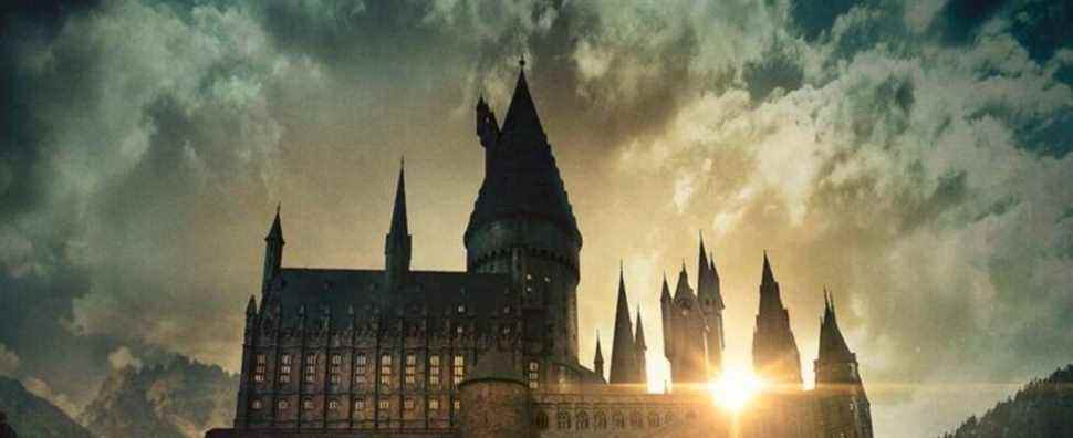 L'affiche des Animaux fantastiques : Les secrets de Dumbledore nous ramène à Poudlard