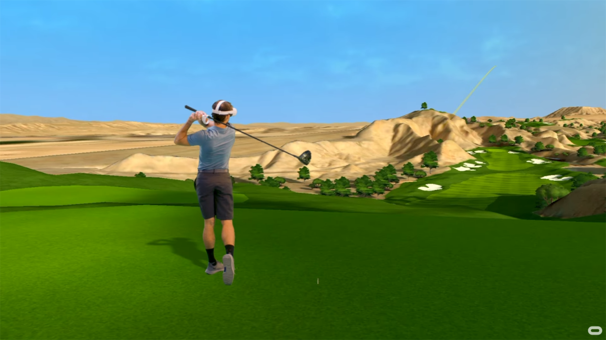Capture d'écran de la bande-annonce de Golf+ via YouTube d'un homme balançant un club en VR.
