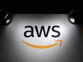 Le logo d'Amazon Web Services (AWS).  Le service de cloud computing a connu une panne mardi.
