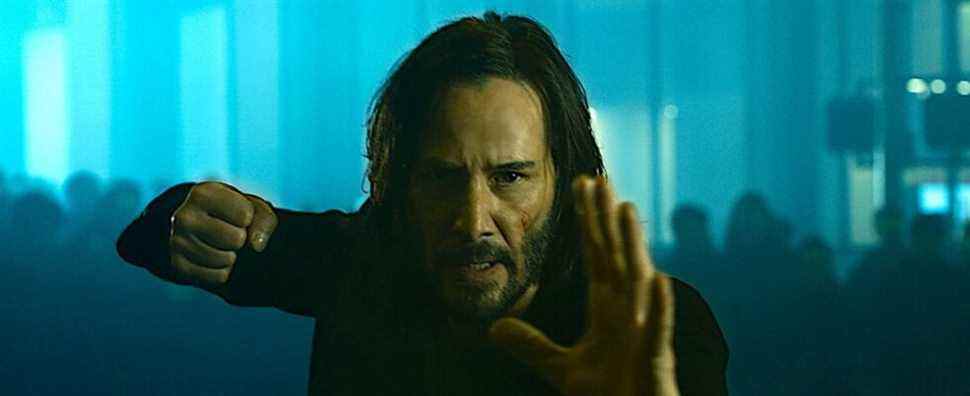 Spider-Man contre.  Matrix: les estimations du box-office de Resurrections ne semblent pas bonnes pour le film de Keanu Reeves