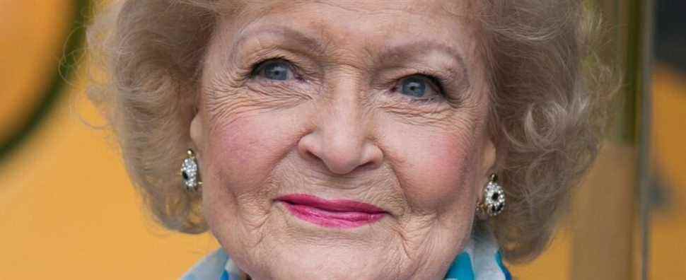 La trésorière nationale Betty White est décédée à l'âge de 99 ans