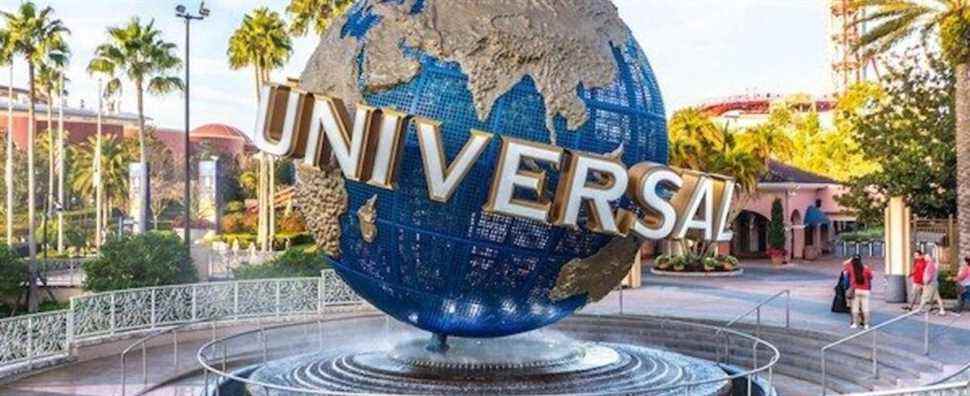 Universal Studios jette une ombre sérieuse à Disneyland sur l'annulation des laissez-passer annuels