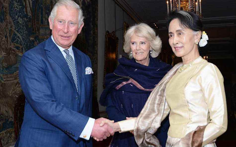 Le prince de Galles a rencontré Aung San Suu Kyi à plusieurs reprises et aurait été ému par son sort - John Stillwell/Getty Images