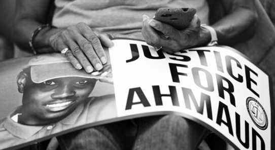 Les hommes qui ont assassiné Ahmaud Arbery ont été condamnés à la prison à vie