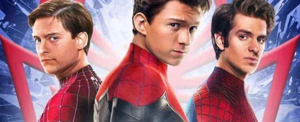 Tobey Maguire et Andrew Garfield sont tout sourire après s'être faufilés dans Spider-Man: No Way Home Screening