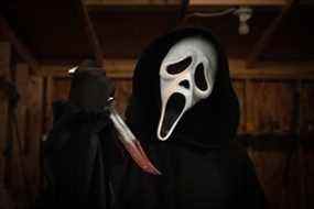 Ghostface est à la recherche de sang dans le nouveau Scream.