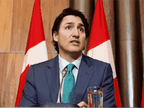 Le premier ministre Justin Trudeau a répété à plusieurs reprises que des négociations pour ajuster les transferts en matière de santé auront lieu après la pandémie.  Plusieurs experts en soins de santé soutiennent que ces conversations devraient avoir lieu maintenant.