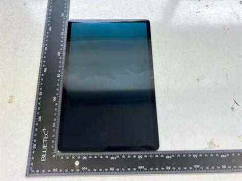 Une photo réglementaire FCC d'une tablette, supposée être la Samsung Galaxy Tab S8 Plus
