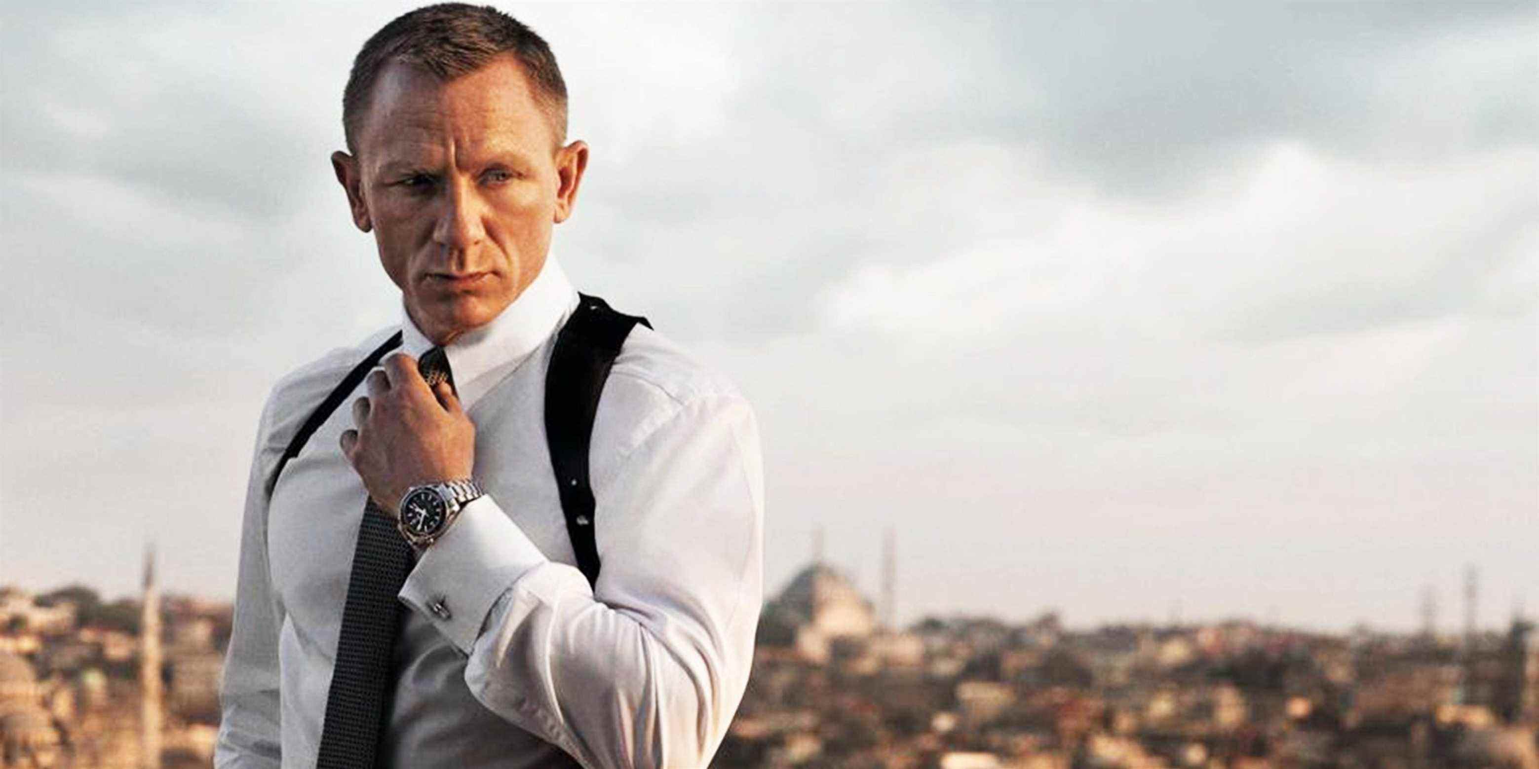 Photo de couverture de Daniel Craig James Bond recadrée