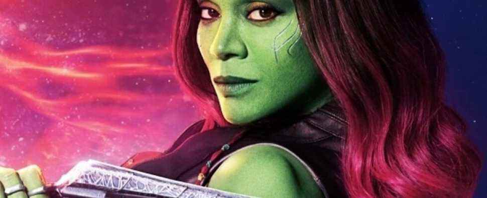 Zoe Saldana partage une vidéo de comparaison hilarante sur le démaquillage de Gamora