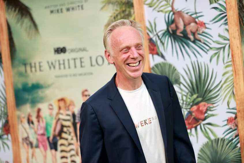 Mike White Le Lotus Blanc 