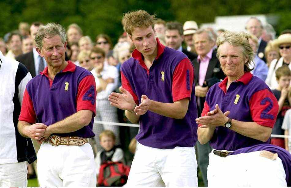 Claire Tomlinson avec le prince de Galles et le prince William au Beaufort Polo Club en 2002 - David Hartley/Shutterstock