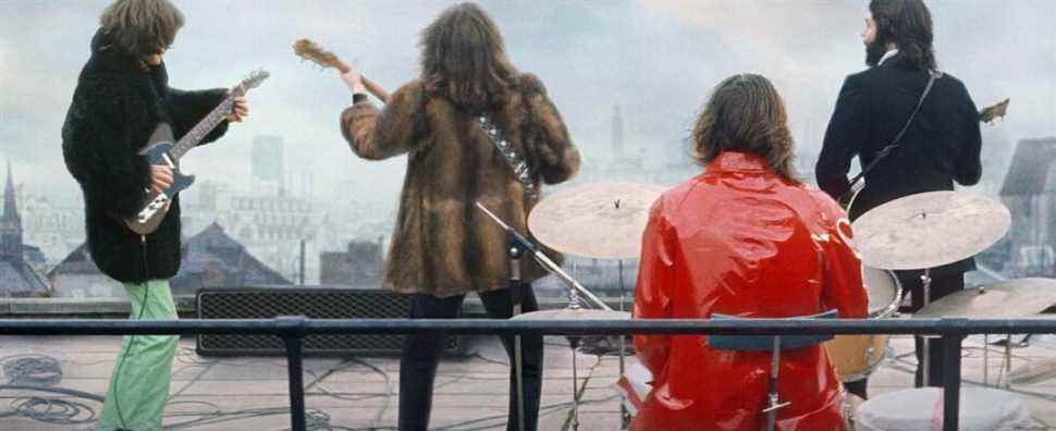 Le documentaire sur le concert sur le toit des Beatles de Peter Jackson est projeté devant des foules presque à guichets fermés