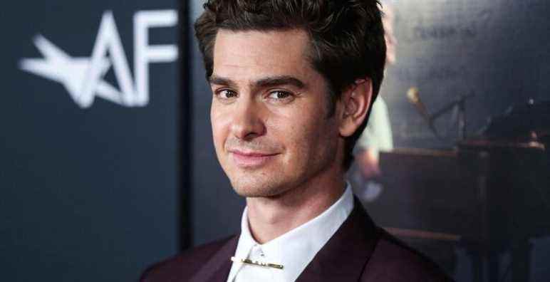 HOLLYWOOD, LOS ANGELES, CALIFORNIA, USA - NOVEMBER 10: Actor Andrew Garfield wearing a burgundy Dunhill suit arrives at the 2021 AFI Fest - Opening Night Gala Premiere Of Netflix's 'tick, tick…BOOM!' held at the TCL Chinese Theatre IMAX on November 10, 2021 in Hollywood, Los Angeles, California, United States. (Photo by Xavier Collin/Image Press Agency/Sipa USA)(Sipa via AP Images)
