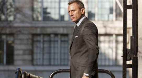 Cette fois, Daniel Craig, ivre, a offert à un réalisateur un film de James Bond à la fête de Noël de Hugh Jackman