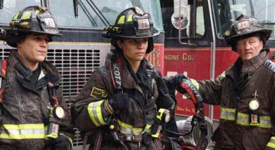 L'actrice de Chicago Fire, Miranda Rae Mayo, annule la décision de Stella de retourner à Severide