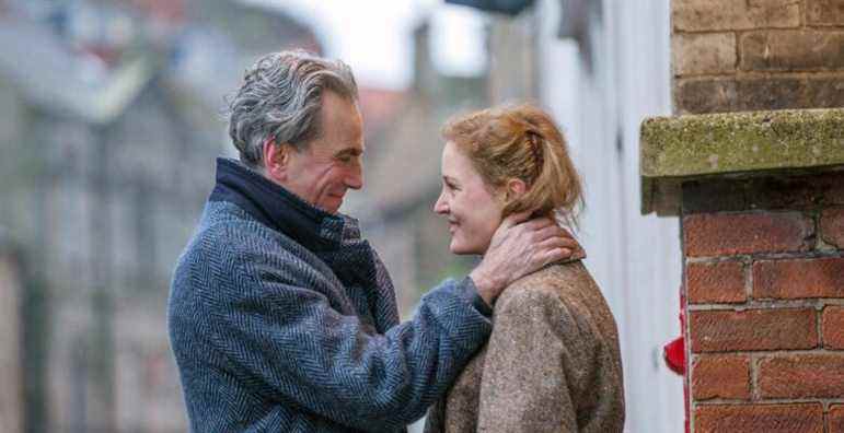 PHANTOM THREAD, from left: Daniel Day-Lewis, Vicky Krieps, 2017. ph: Laurie Sparham /© Focus Features /Courtesy Everett Collection