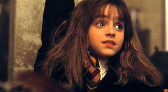 Les producteurs de Harry Potter Reunion admettent avoir utilisé par erreur une photo d'Emma Roberts au lieu d'Emma Watson