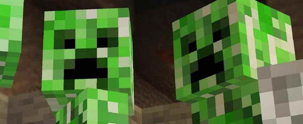Un fan de Minecraft crée une plante grimpante effrayante et réaliste en argile