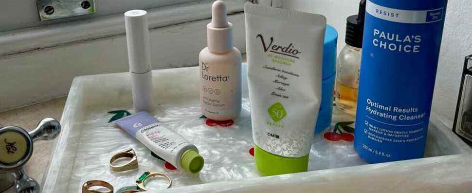 J'utilise ces quatre produits tous les matins pour protéger ma peau toute la journée