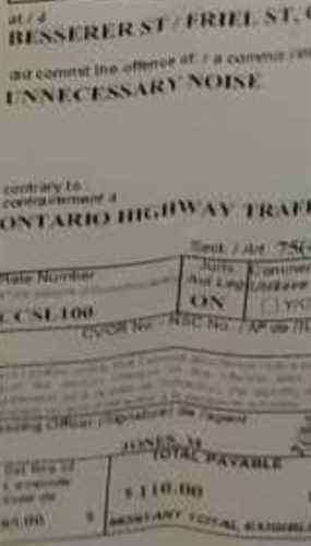 Une image fournie de la contravention émise à Gerry Charlebois par la Police d'Ottawa pour bruit inutile.