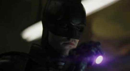 Robert Pattinson taquine la scène d'ouverture discordante de Batman et l'histoire du détective Film Noir