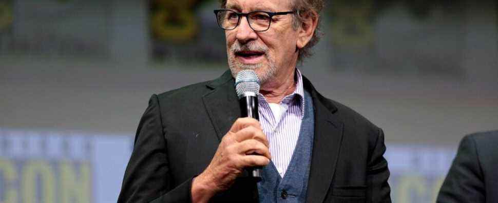 Steven Spielberg se souvient que le thème de Thinking Jaws était une blague