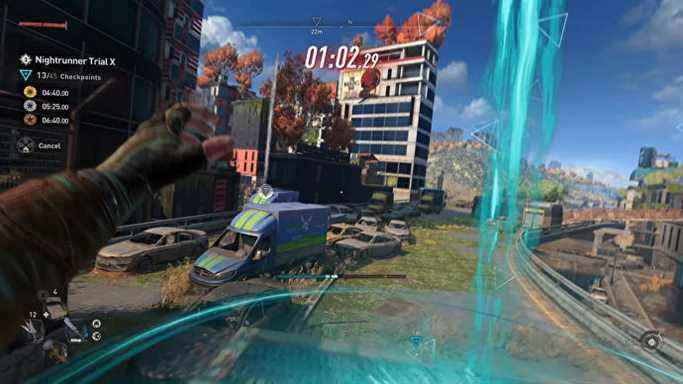 Le joueur saute dans les airs sur un viaduc abandonné dans Dying Light 2