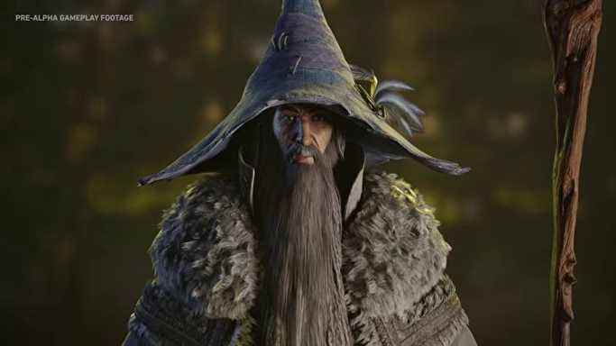 Gandalf du Seigneur des Anneaux : Gollum, avec un très grand chapeau et un gros col en fourrure sur son manteau.