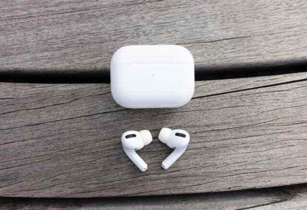 Véritables écouteurs sans fil à suppression de bruit AirPods Pro d'Apple.