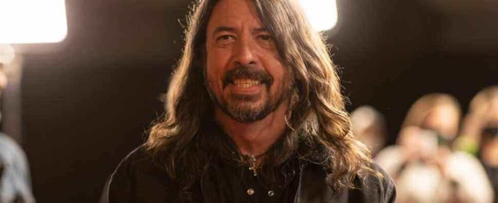 Foo Fighters Kick Out the Jams, and Try to Kick Out the Demons, at 'Studio 666' Hollywood Film Premiere Most Popular Must Read Inscrivez-vous aux newsletters Variety Plus de nos marques