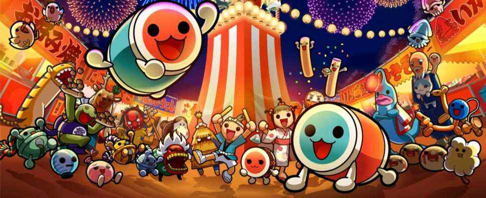 All of the characters from Taiko no Tatsujin pose at a festival.