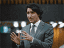 Le premier ministre Justin Trudeau prend la parole lors de la période des questions mercredi.  Il y a un sentiment croissant que Trudeau a vu comment souffle le vent de l'opinion publique et a décidé de politiser encore plus les protestations des camionneurs.