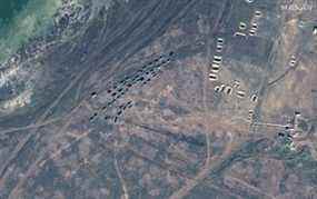 Une image satellite montre une unité de la taille d'un bataillon dans un convoi près de la zone d'entraînement de Filativka, en Crimée, le 15 février 2022. Photo prise le 15 février 2022.