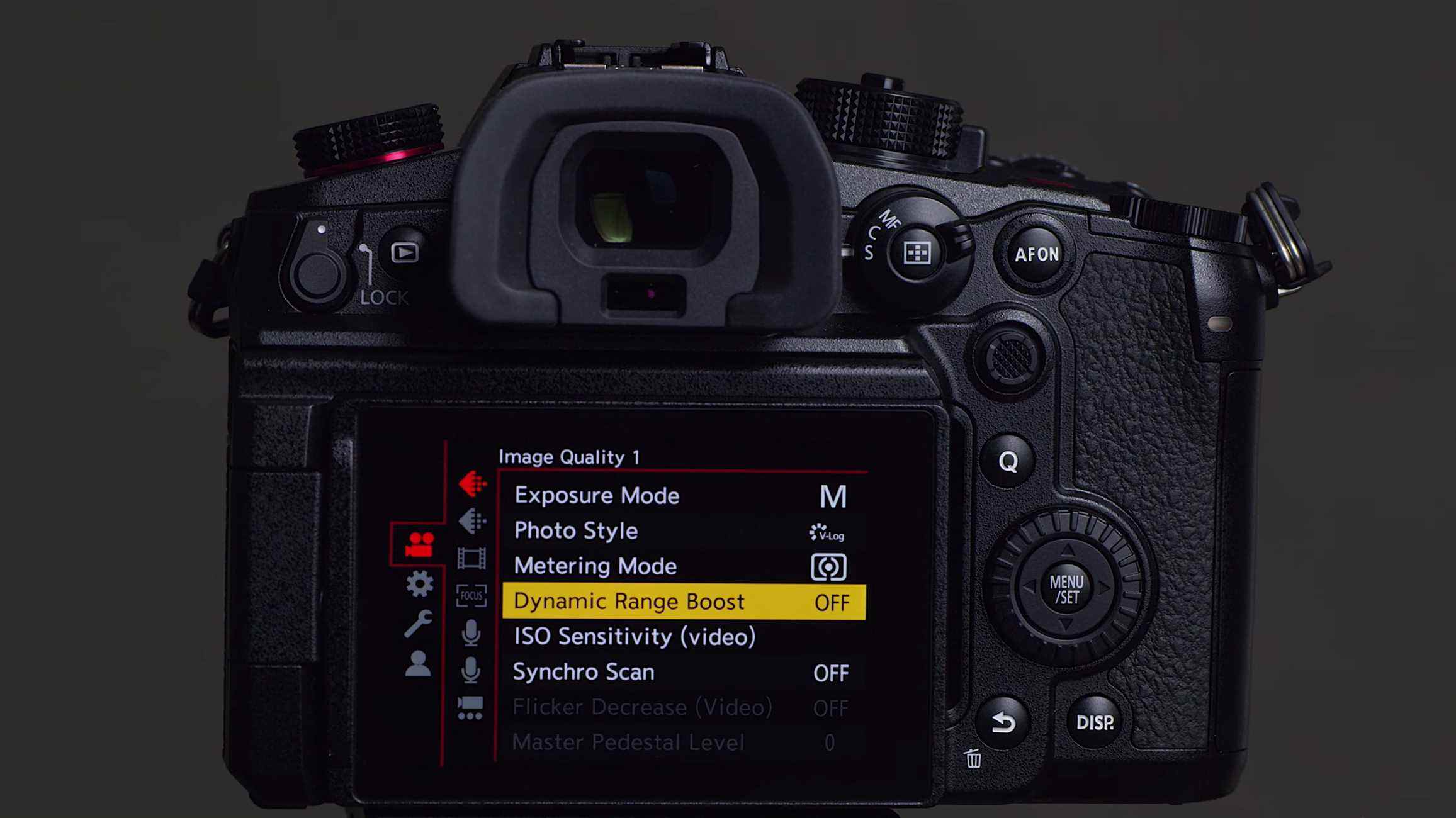 Un écran de caméra montrant le mode Dynamic Range Boost de Panasonic